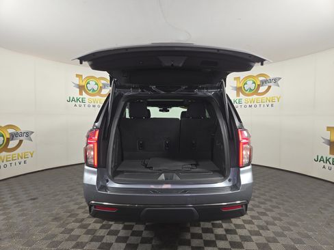 Certified 2022 Chevrolet Tahoe Z71 w/ Luxury Package AWD/4WD image 33