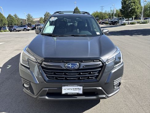Certified 2023 Subaru Forester Limited AWD/4WD image 9
