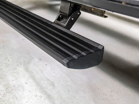 Used 2024 GMC Sierra 2500 AT4X image 46