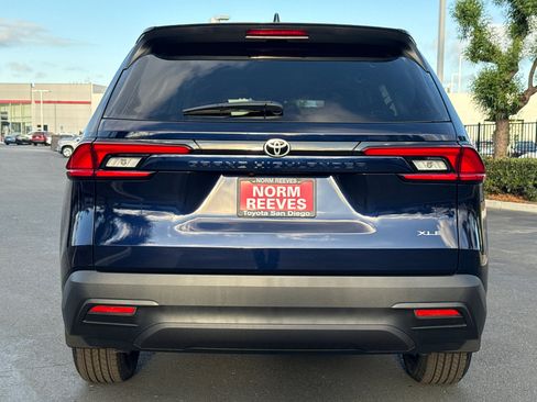 Certified 2026 Toyota Grand Highlander FWD image 8