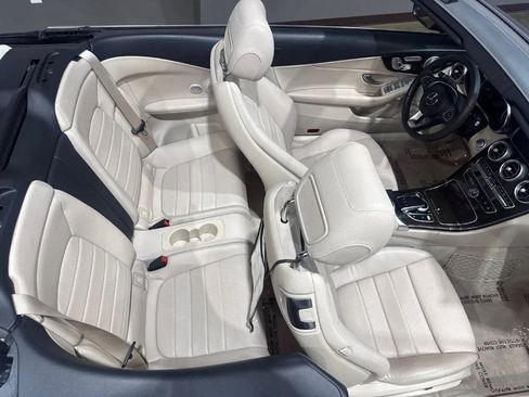 Used 2018 Mercedes-Benz C 300 4MATIC Cabriolet image 10