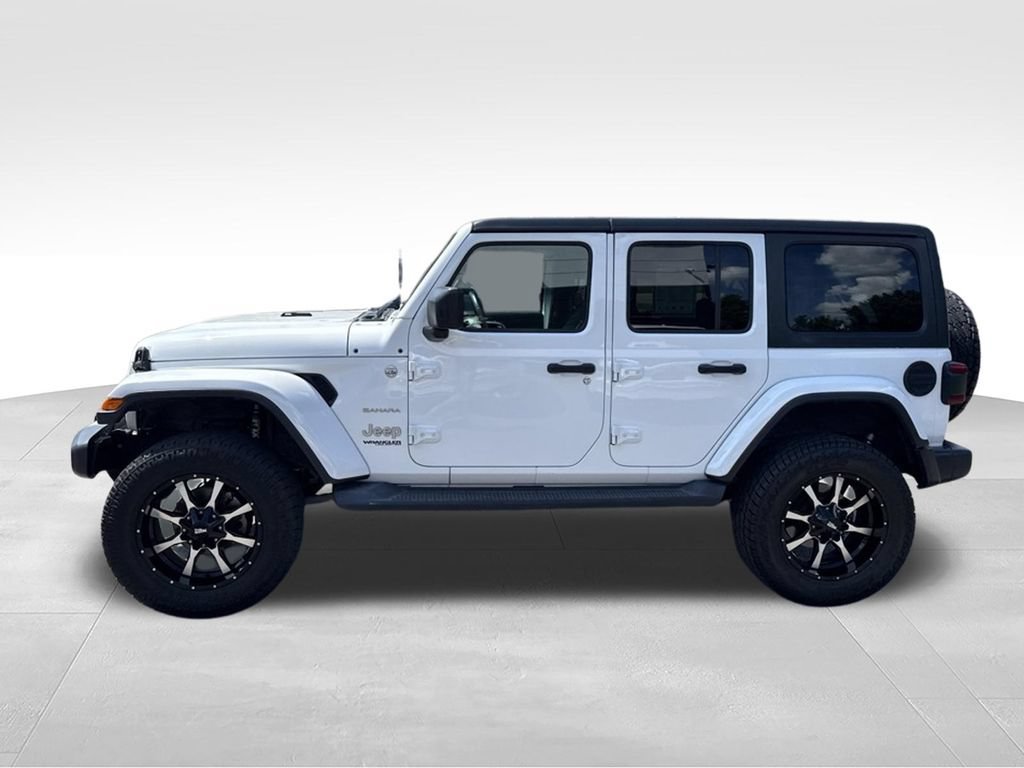 Used 2018 Jeep Wrangler Unlimited Sahara AWD/4WD image 4