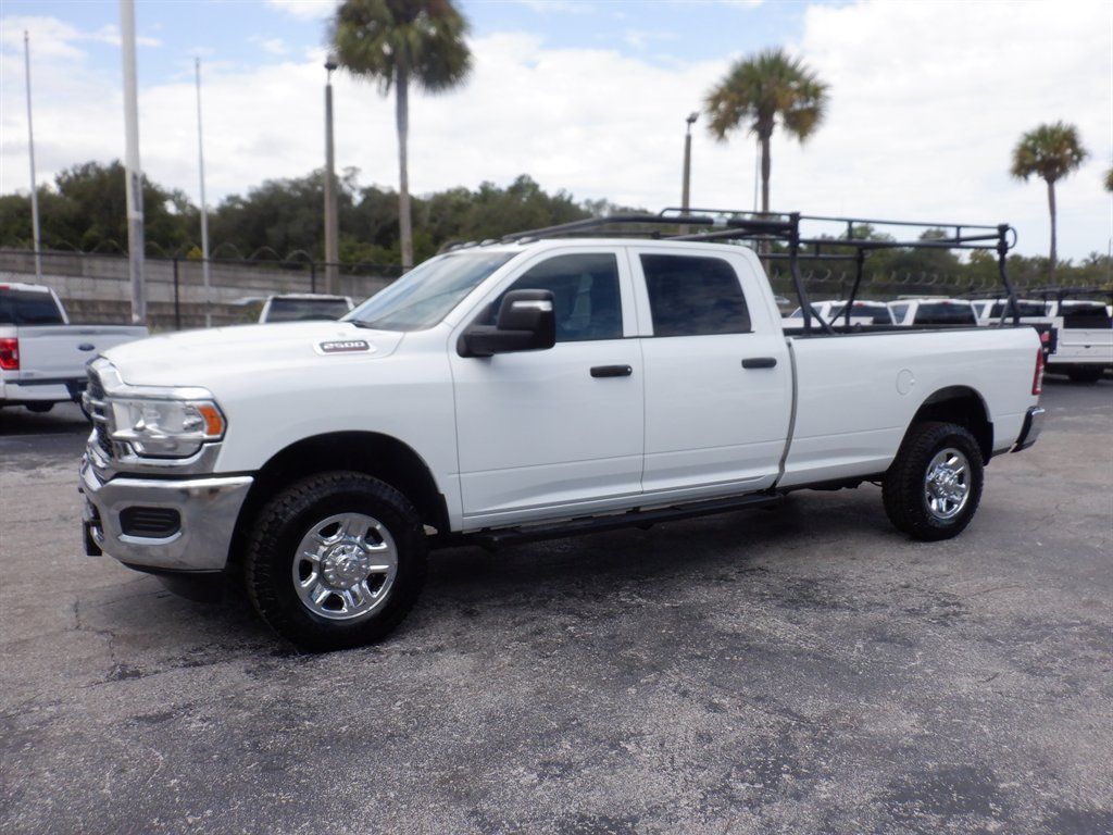 Used 2024 RAM 2500 Tradesman w/ Chrome Appearance Group AWD/4WD image 2