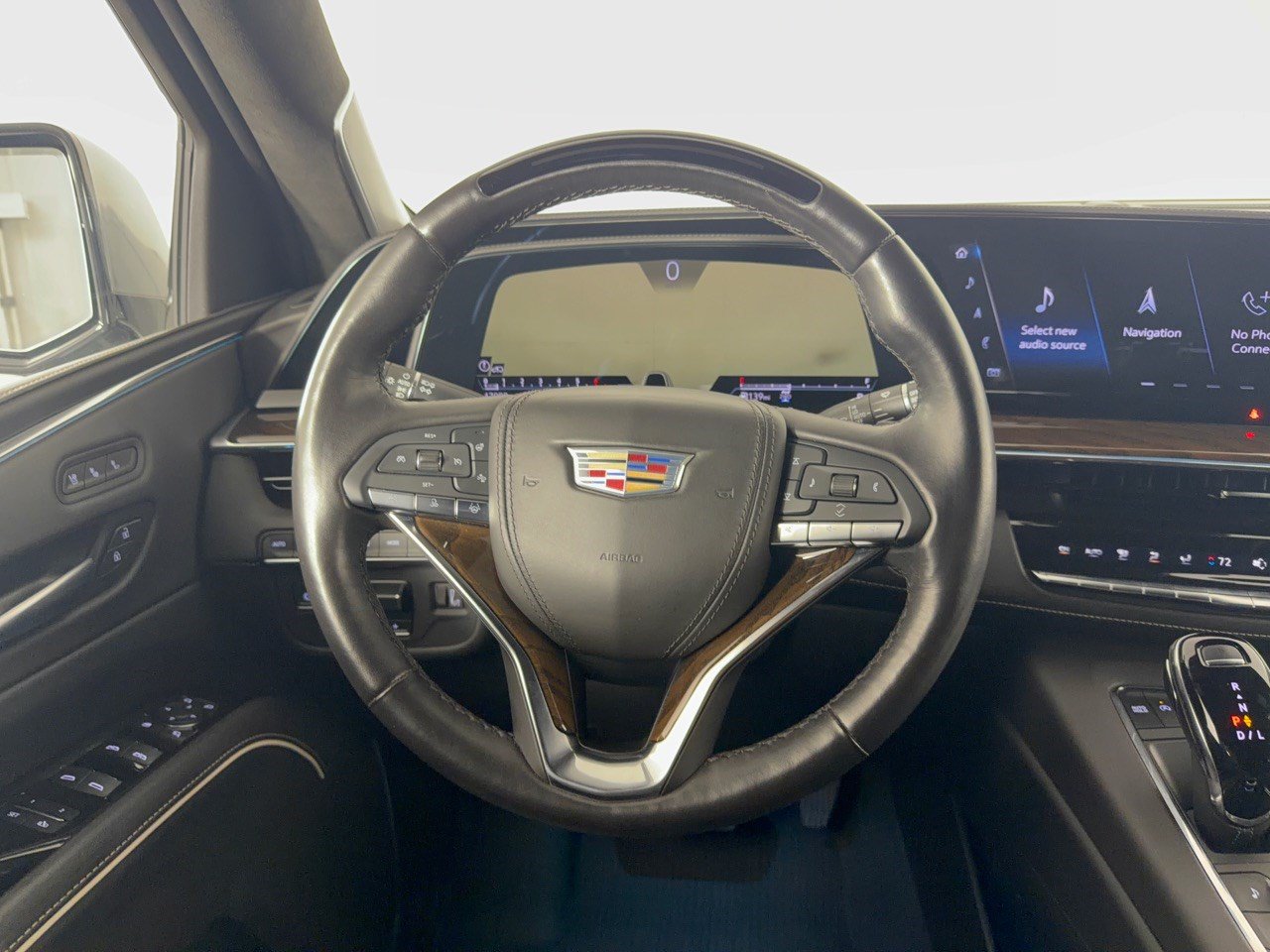 Used 2023 Cadillac Escalade Sport Platinum AWD/4WD image 10