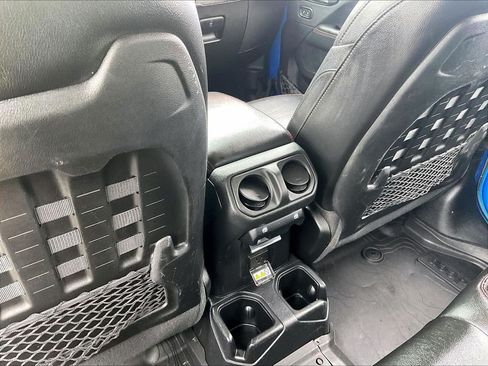 Used 2021 Jeep Gladiator Rubicon AWD/4WD image 27