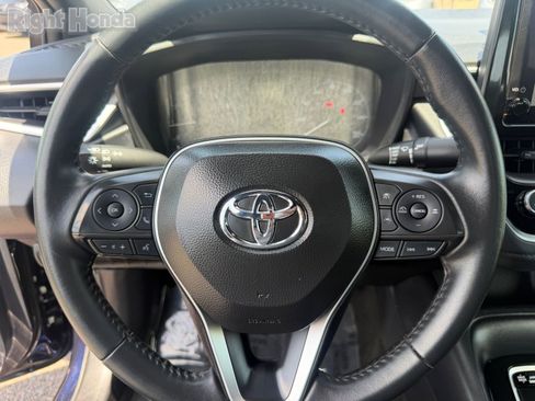 Used 2025 Toyota Corolla SE FWD image 21