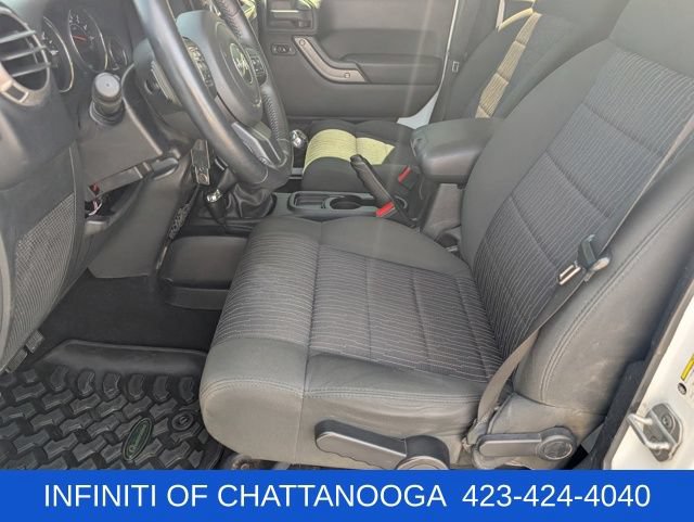 Used 2012 Jeep Wrangler Unlimited Sport AWD/4WD image 18