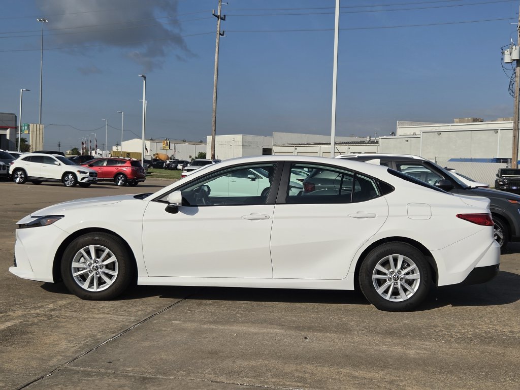 Used 2026 Toyota Camry LE FWD image 6