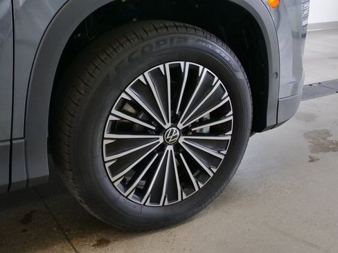 New 2026 Volkswagen Tiguan S image 8