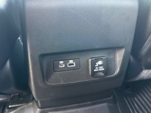 Used 2024 Nissan Frontier SL w/ Technology Package AWD/4WD image 22