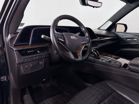 Used 2021 Cadillac Escalade Sport Platinum image 9