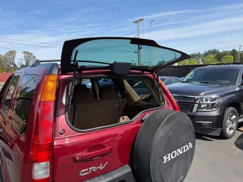 Used 2003 Honda CR-V EX image 12