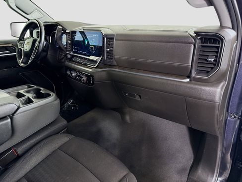 Used 2023 Chevrolet Silverado 1500 LT AWD/4WD image 30