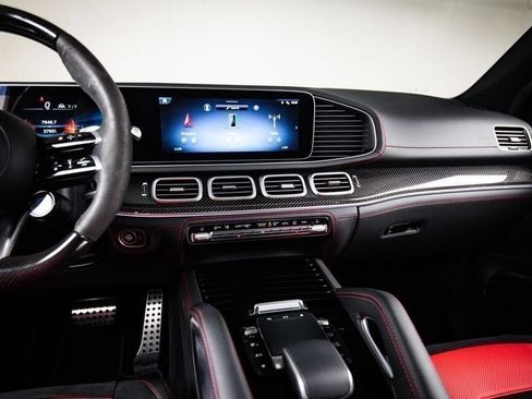 Used 2024 Mercedes-Benz GLE 63 AMG S image 19