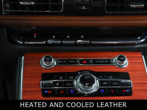 Used 2023 Lincoln Aviator Reserve w/ Equipment Group 201A AWD/4WD image 20