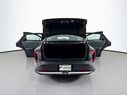 Used 2025 Kia K4 LXS image 22