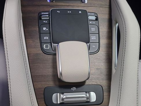 New 2026 Mercedes-Benz GLS 450 4MATIC image 16
