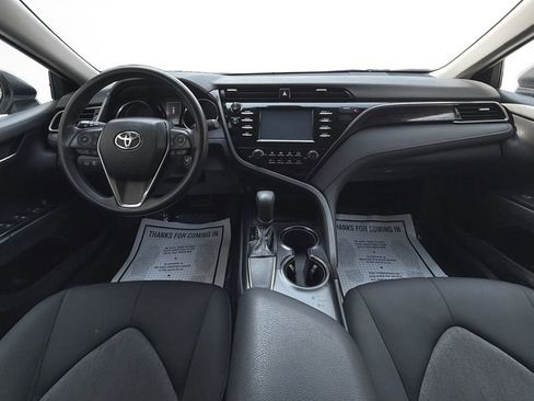 Used 2019 Toyota Camry LE FWD image 16