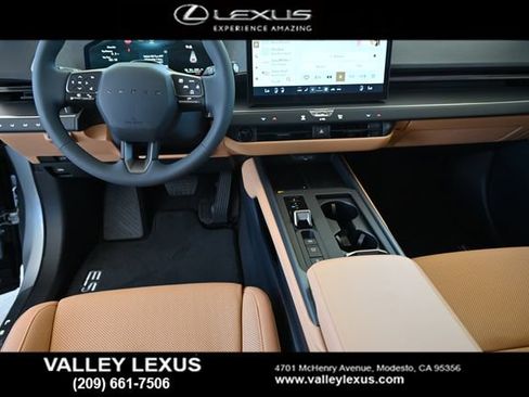 New 2026 Lexus ES 350e w/ Convenience Package FWD image 18