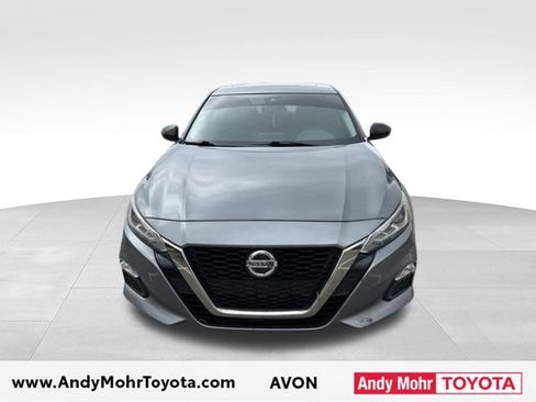Used 2021 Nissan Altima 2.0 SR FWD image 2