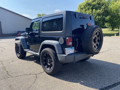 Used 2012 Jeep Wrangler Sport AWD/4WD image 3