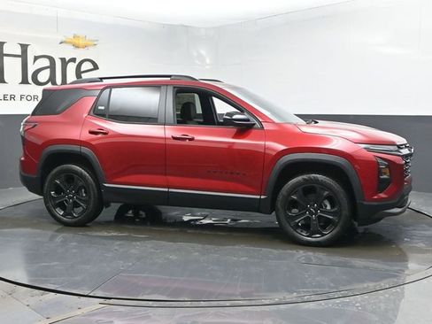 New 2026 Chevrolet Equinox LT w/ Convenience Package II image 1