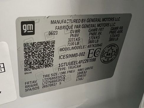 Used 2023 GMC Sierra 1500 AT4 w/ Technology Package image 68