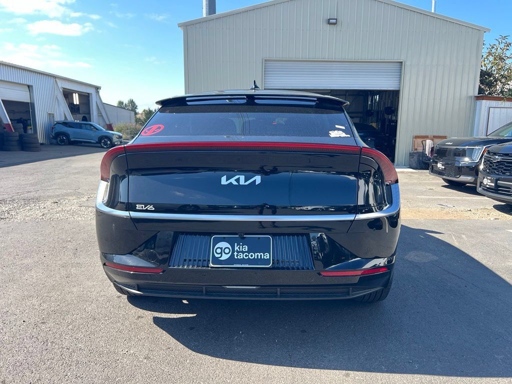 Used 2024 Kia EV6 Wind RWD image 5