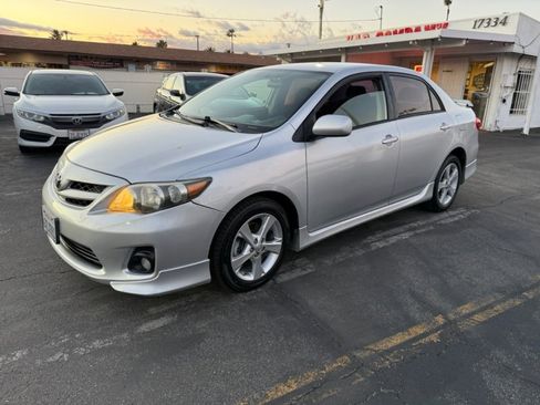 Used 2013 Toyota Corolla S image 3