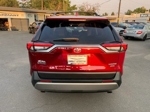 Used 2022 Toyota RAV4 Limited w/ Limited Grade Weather Package AWD/4WD image 8