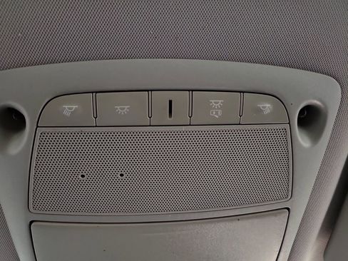 Used 2021 Nissan Rogue Sport S FWD image 19