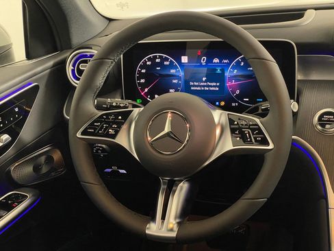 New 2026 Mercedes-Benz GLC 300 4MATIC image 16