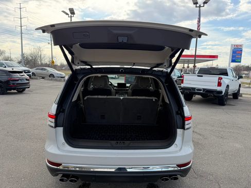 Used 2020 Lincoln Aviator Reserve w/ Equipment Group 202A image 31