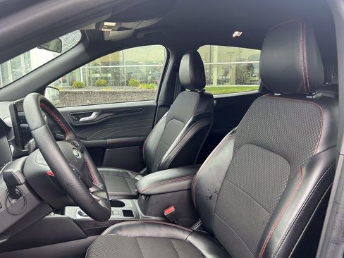 Used 2024 Ford Escape ST-Line w/ Tech Pack #1 image 10