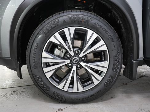 Used 2023 Nissan Rogue SV w/ SV Premium B Package AWD/4WD image 30