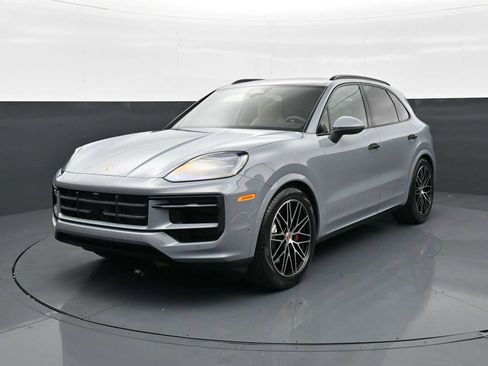 New 2026 Porsche Cayenne S AWD/4WD image 1