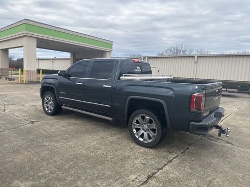 Used 2018 GMC Sierra 1500 Denali w/ Denali Ultimate Package image 11