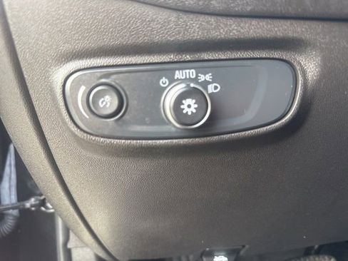 Used 2024 Chevrolet Equinox LT AWD/4WD image 17