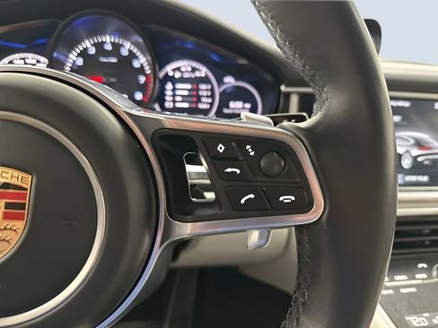 Used 2017 Porsche Panamera 4S AWD/4WD image 18