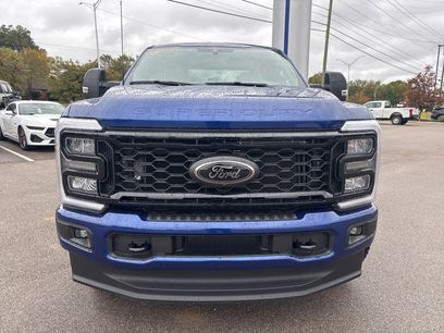 New 2026 Ford F250 Lariat w/ Black Appearance Package