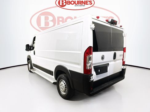 Used 2025 RAM ProMaster 2500 w/ U-Haul Equipment Group FWD image 7
