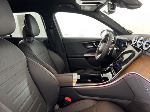 Certified 2025 Mercedes-Benz GLC 300 4MATIC image 15