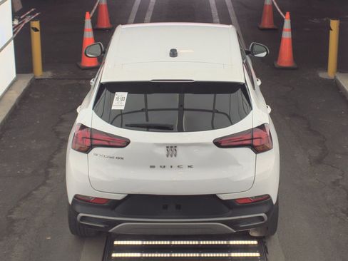 Used 2024 Buick Encore GX Preferred image 4