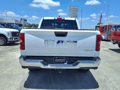 Used 2025 RAM 1500 Tradesman AWD/4WD image 6