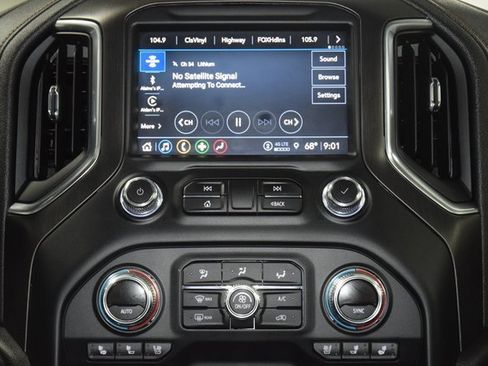 Used 2022 GMC Sierra 2500 AT4 w/ Gooseneck/5TH Wheel Package image 34