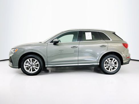 Used 2025 Audi Q3 2.0T Premium image 4