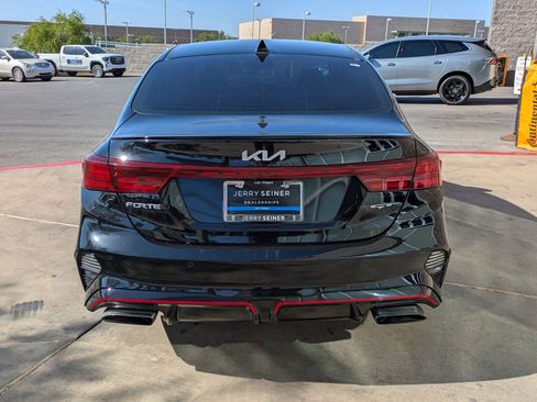 Used 2023 Kia Forte GT FWD image 4