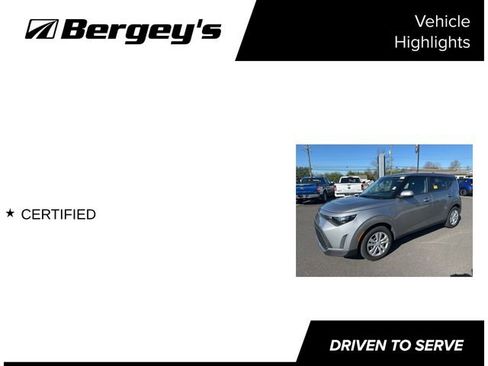 Used 2025 Kia Soul LX image 4