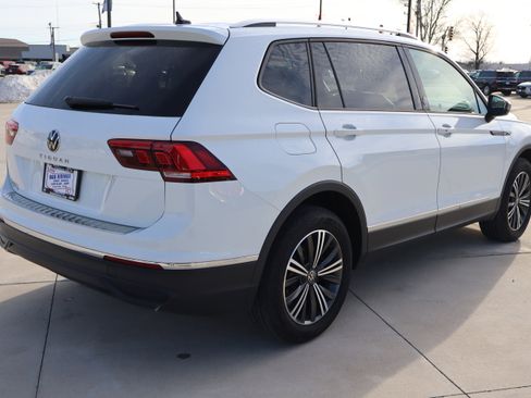 Used 2024 Volkswagen Tiguan Wolfsburg Edition image 6