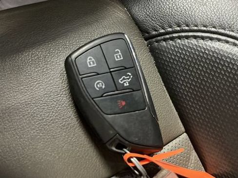 Used 2022 Chevrolet Silverado 1500 ZR2 w/ Technology Package AWD/4WD image 44